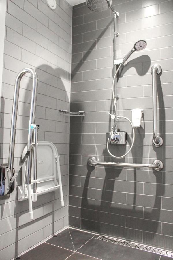 Standard Double Room Hot Accessible