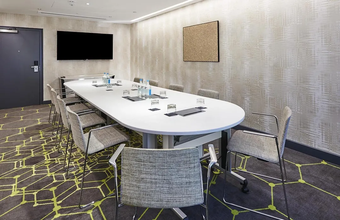 Hilton London Heathrow Airport-1