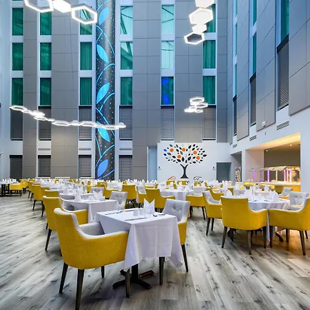 Atrium Hotel Heathrow-3