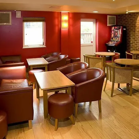 Premier Inn London Heathrow M4/J4-2