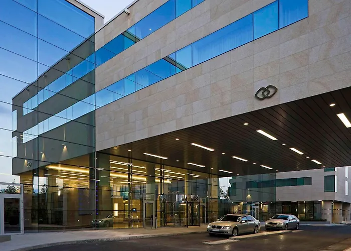 Heathrow HotelsSofitel London Heathrow