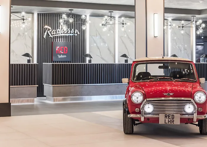 Radisson Red London Heathrow Hotel Hillingdon