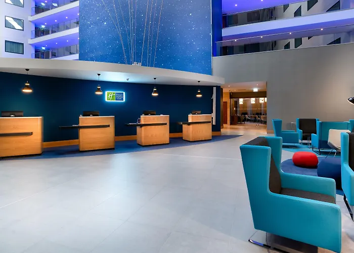Holiday Inn Express - London Heathrow T4 By Ihg Hillingdon