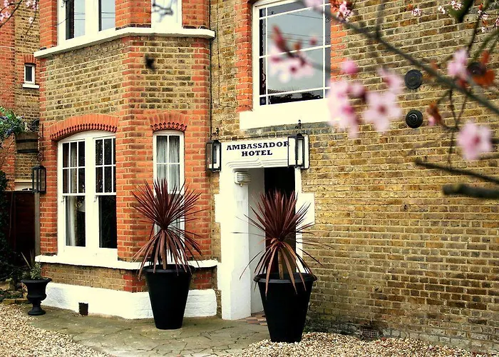The Ambassador Heathrow Hotel Hillingdon
